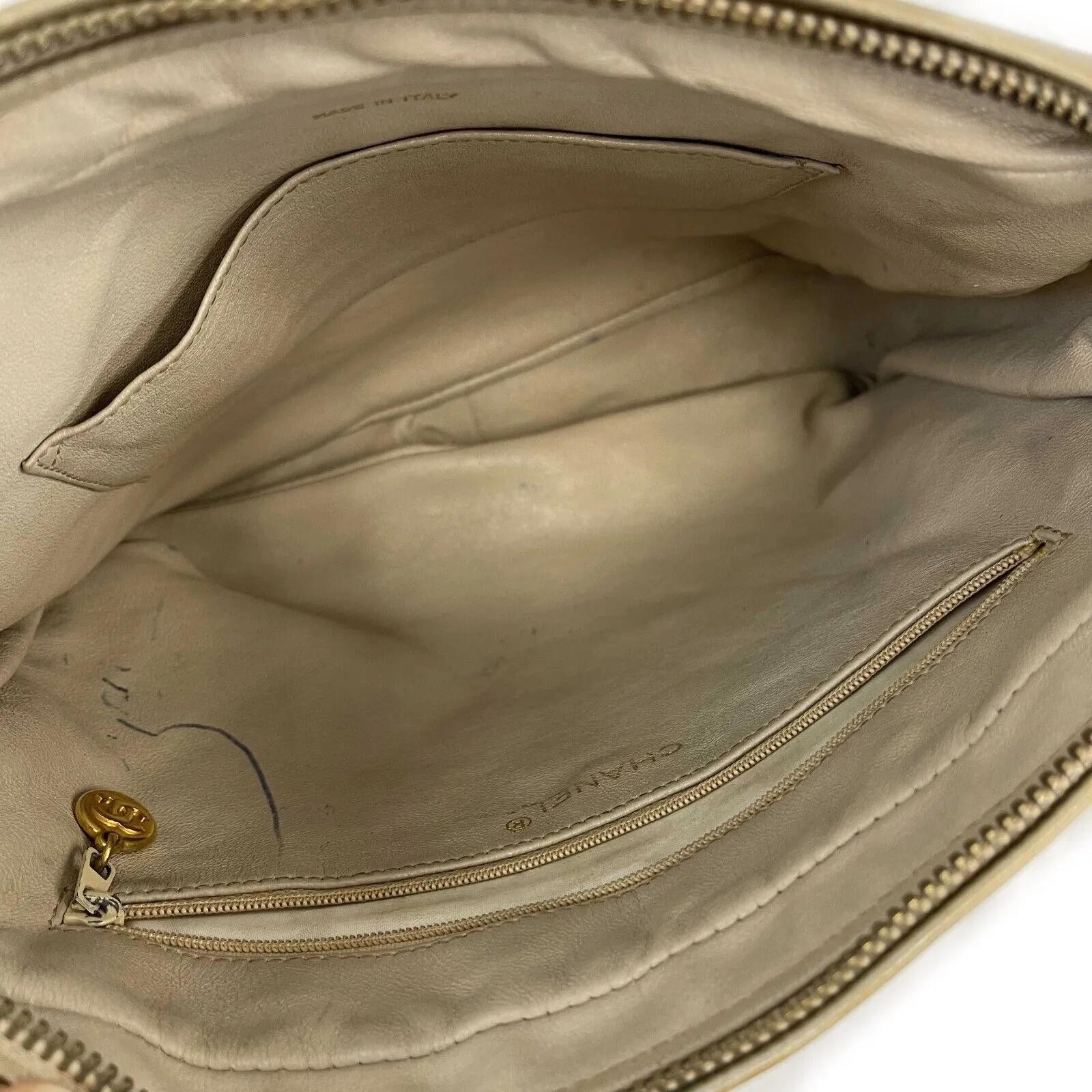 CHANEL - 90's CC Gold Leather Vintage Crossbody /Shoulder Bag W/ Tassel