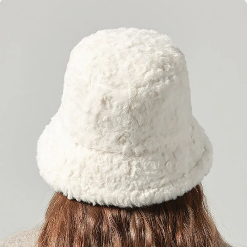 Chic Cozy Lambswool Bucket Hat