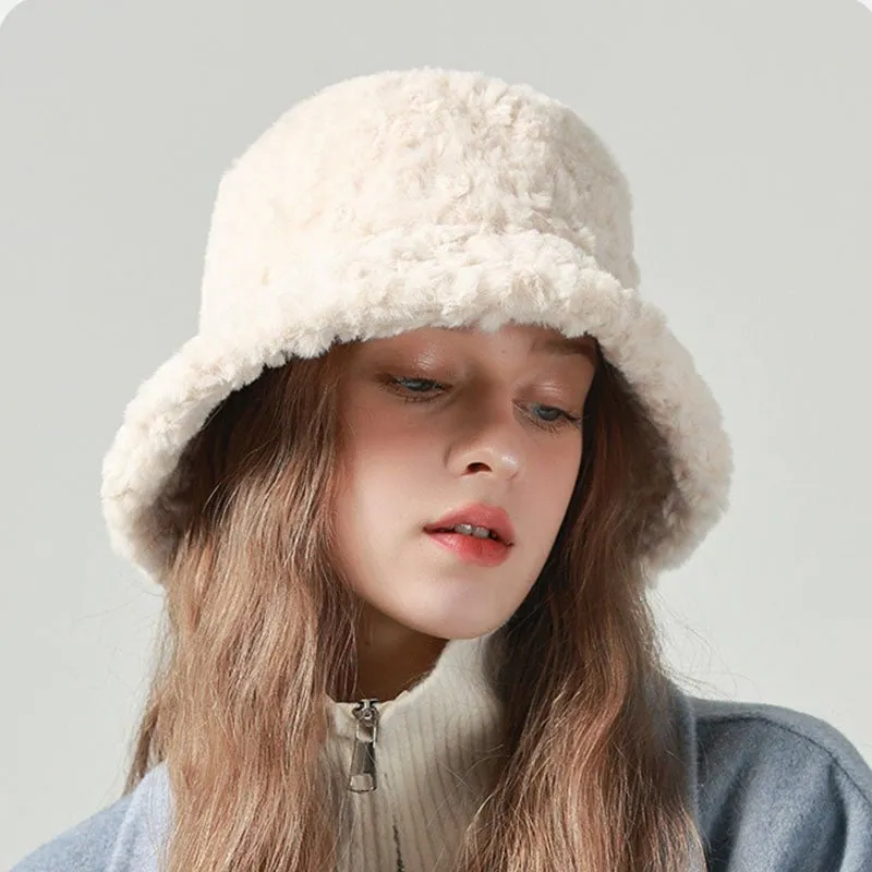 Chic Cozy Lambswool Bucket Hat