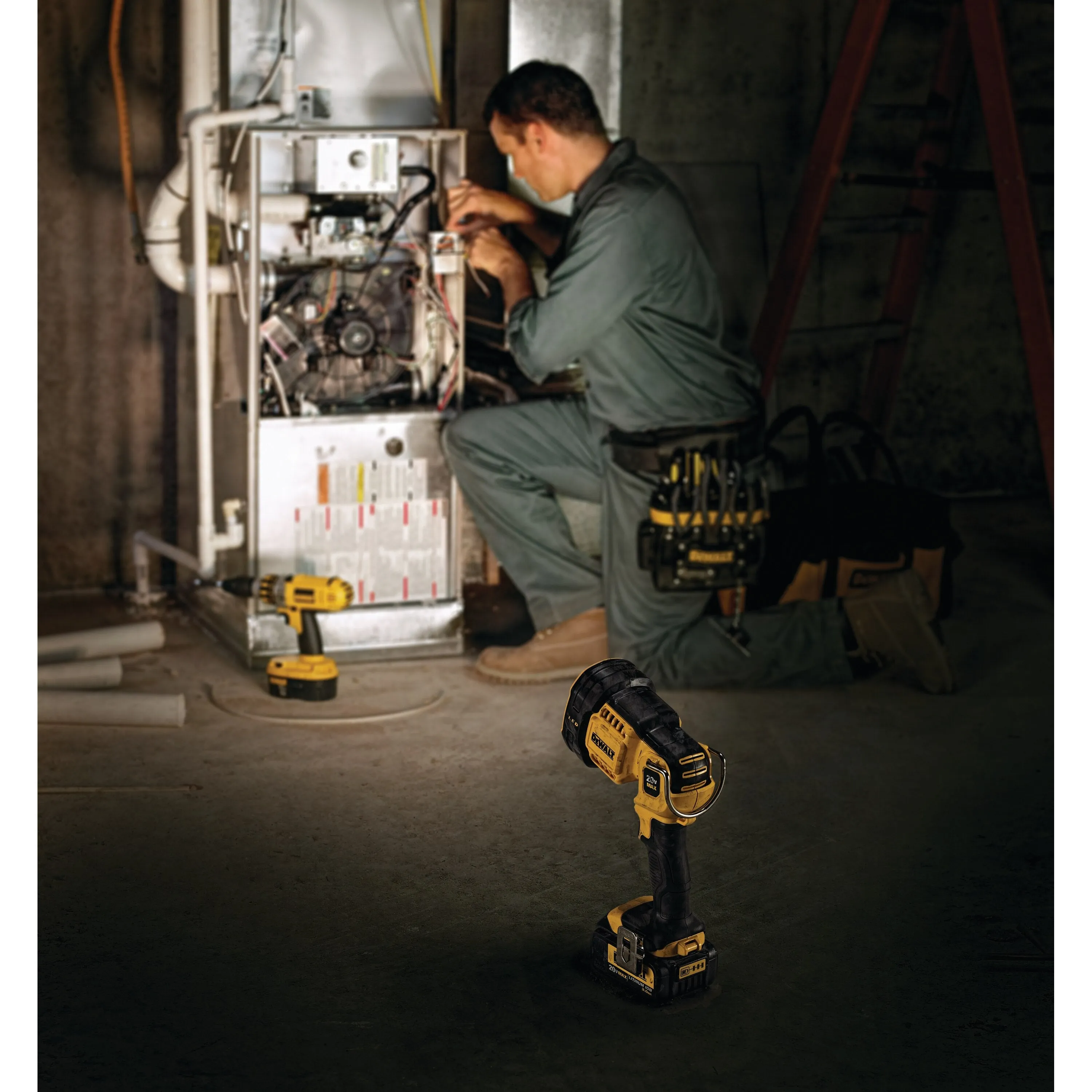 DeWalt DCL043 20V Max Jobsite LED Spotlight