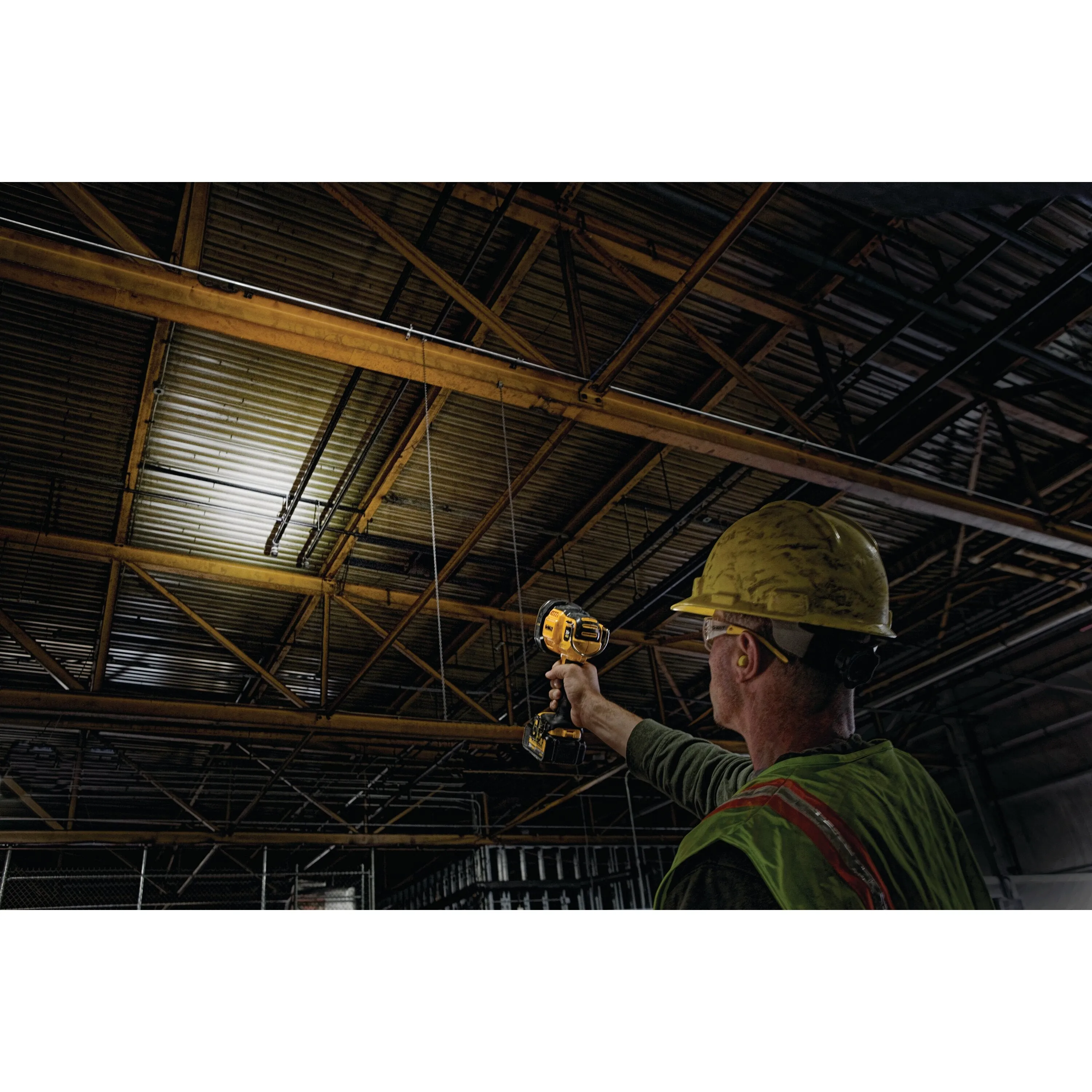 DeWalt DCL043 20V Max Jobsite LED Spotlight