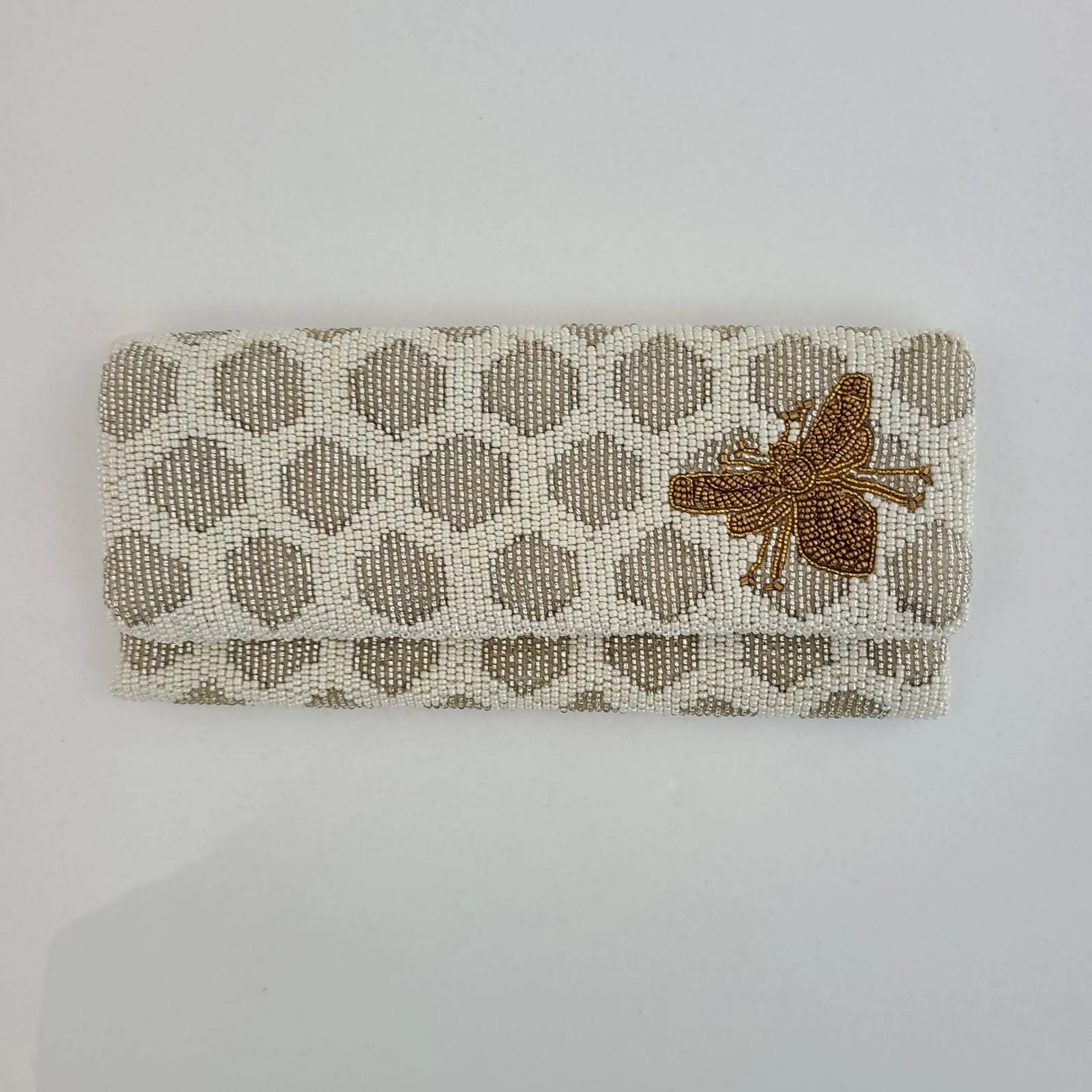 FO Fully beaded clutch
