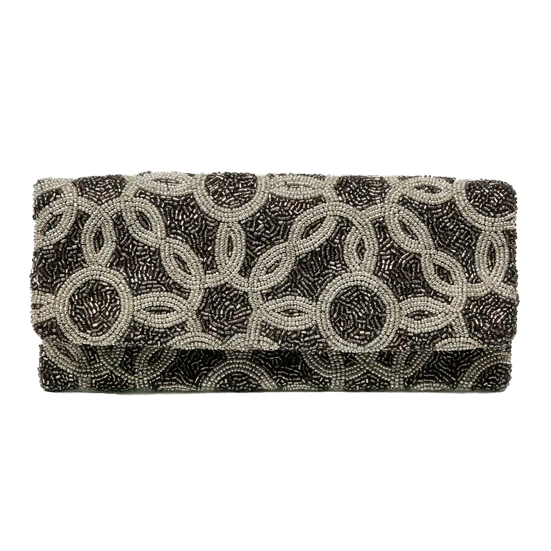 FO Fully beaded clutch