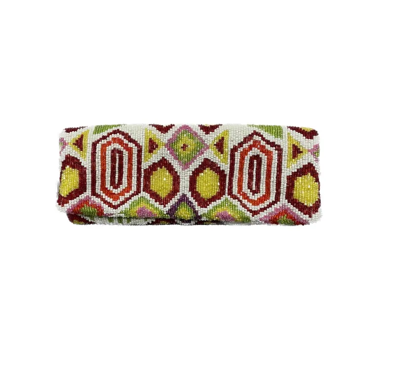 FO Fully beaded clutch