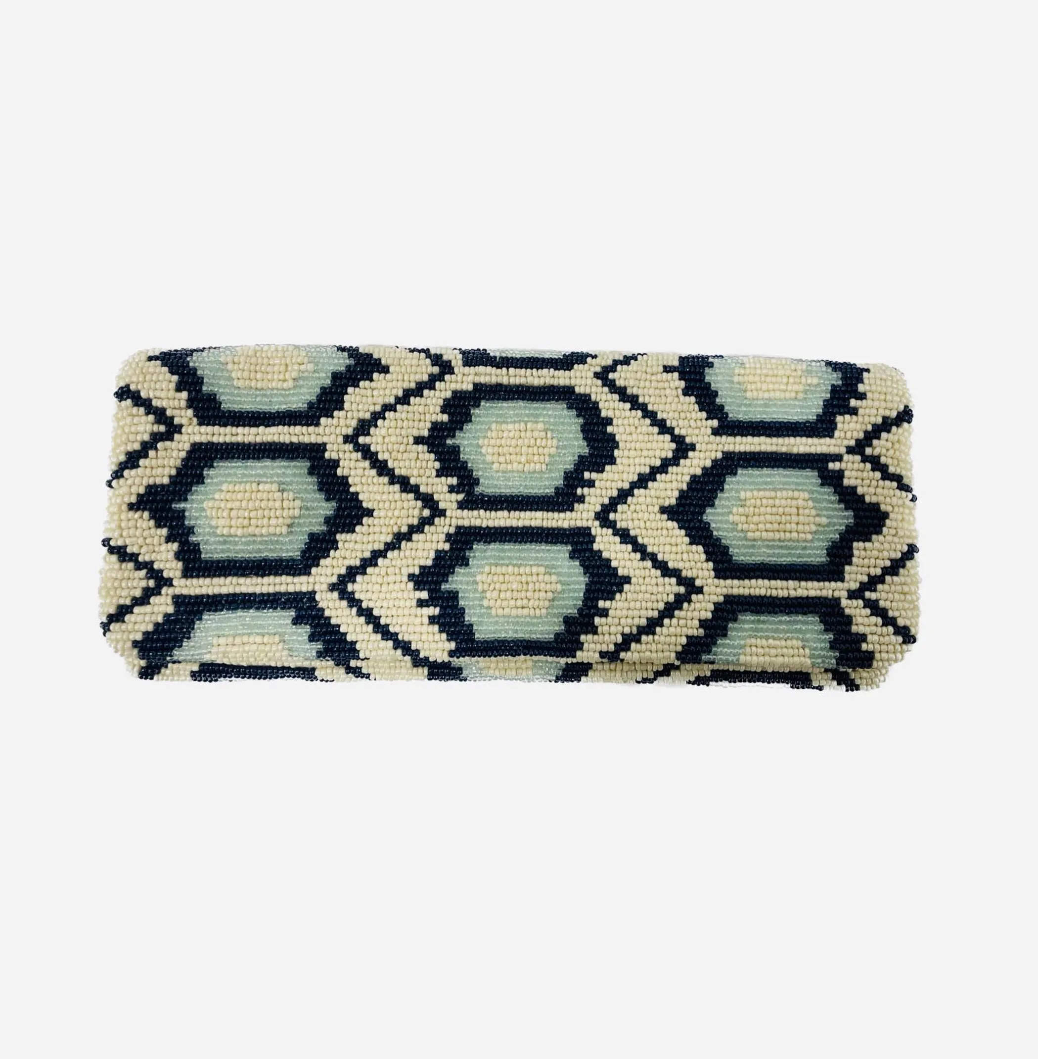 FO Fully beaded clutch