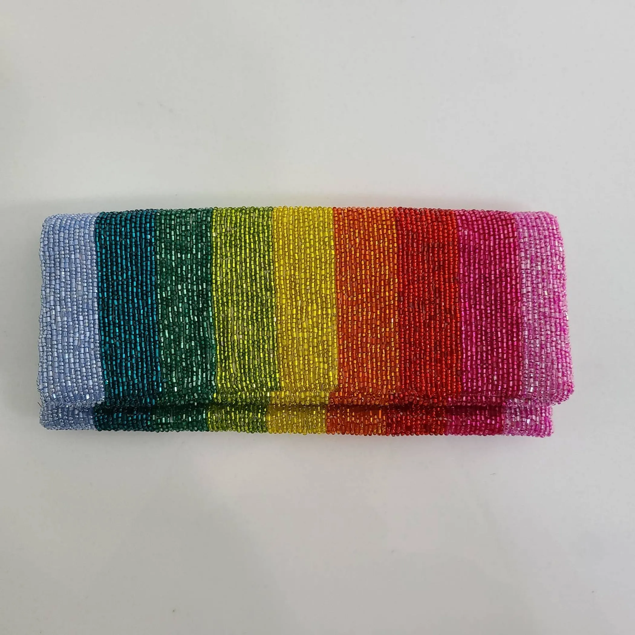 FO Fully beaded clutch