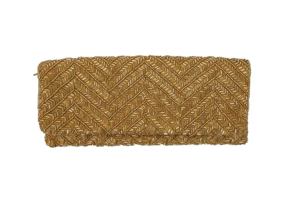 FO Fully beaded clutch