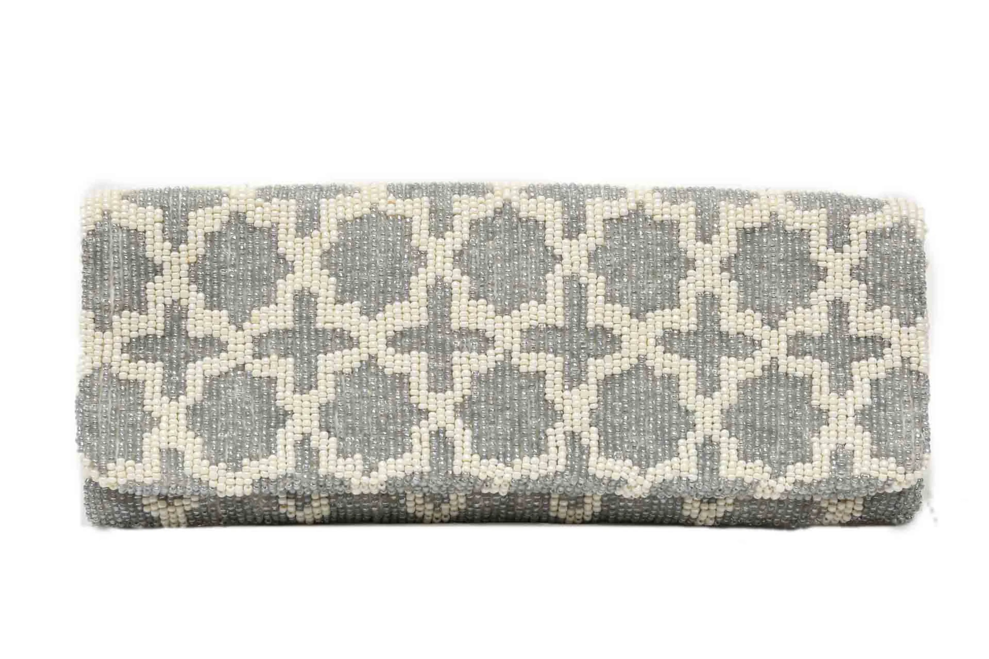 FO Fully beaded clutch
