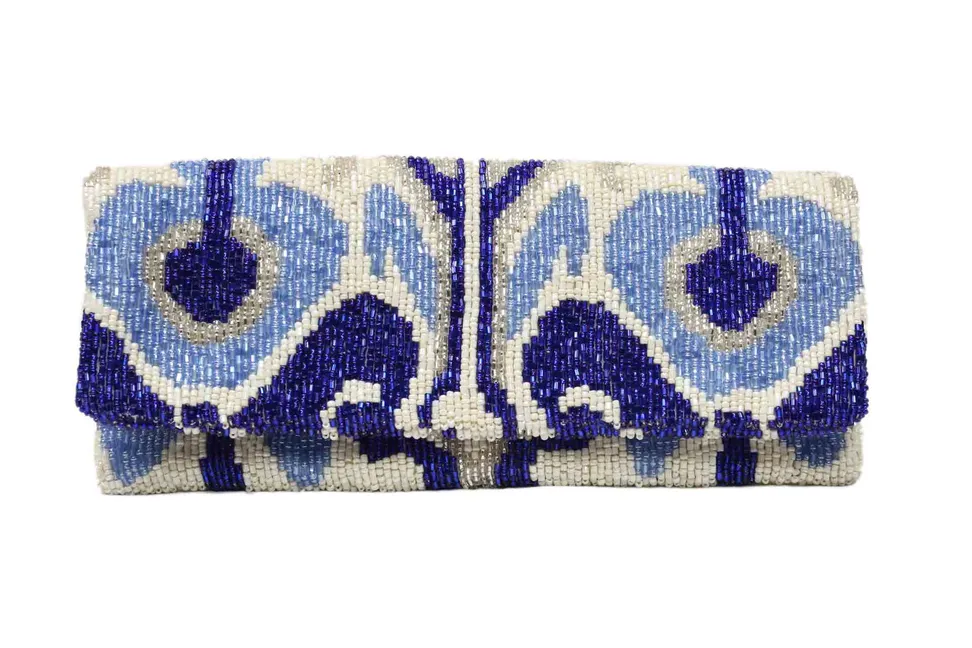 FO Fully beaded clutch