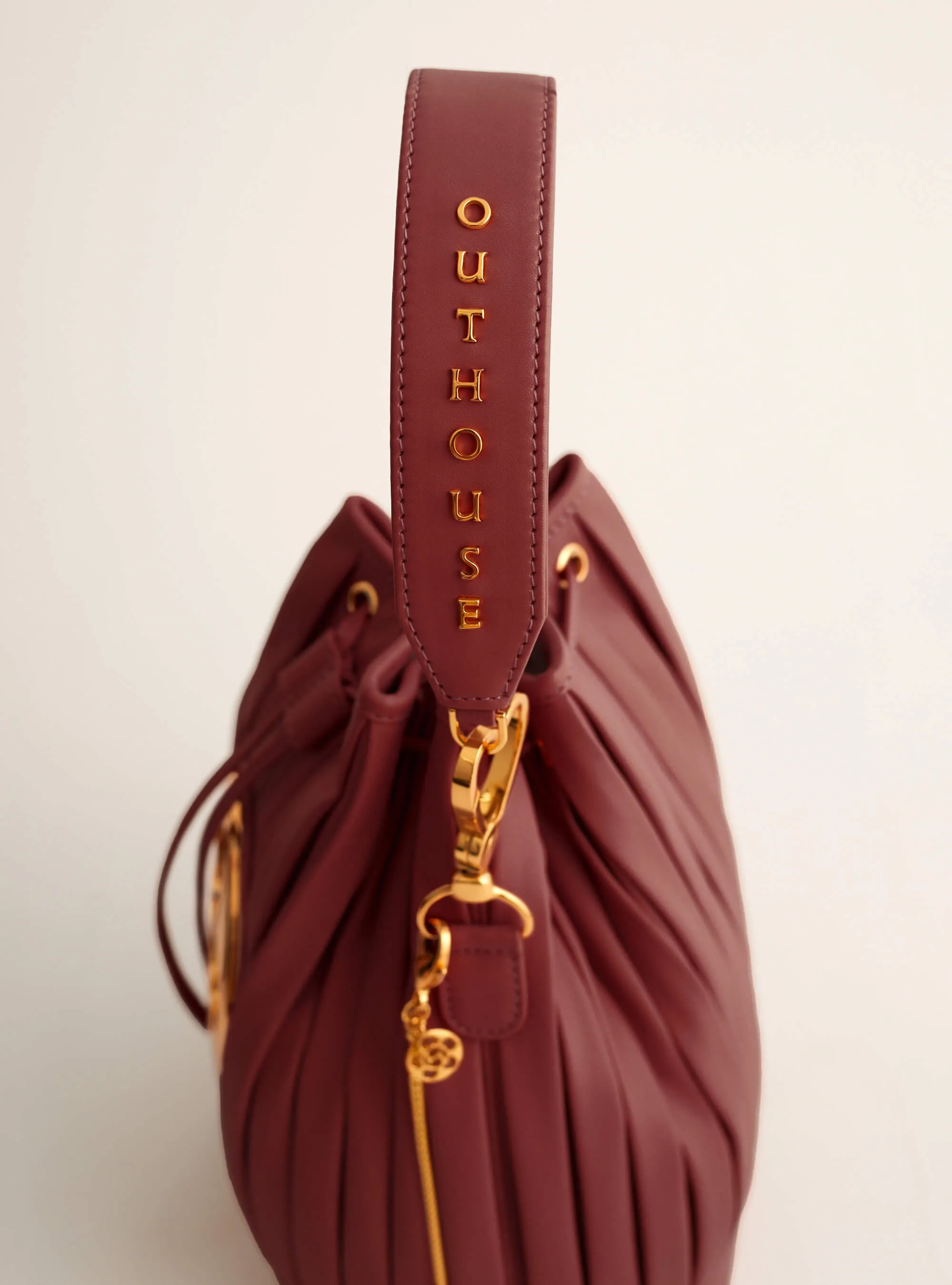 Sanjana Batra In OH Poppi Bucket Bag in Rosewood Maroon